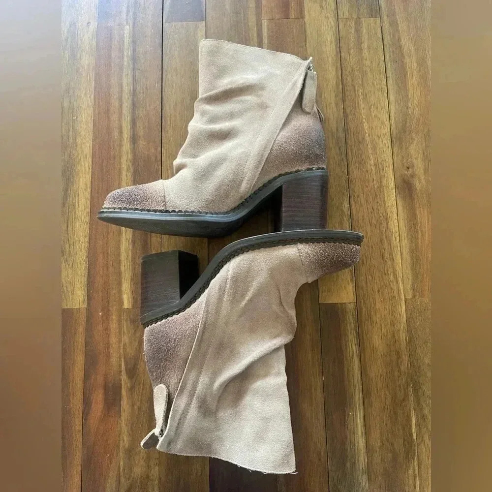 Sbicca Millie leather heeled booties - Picture 3 of 13